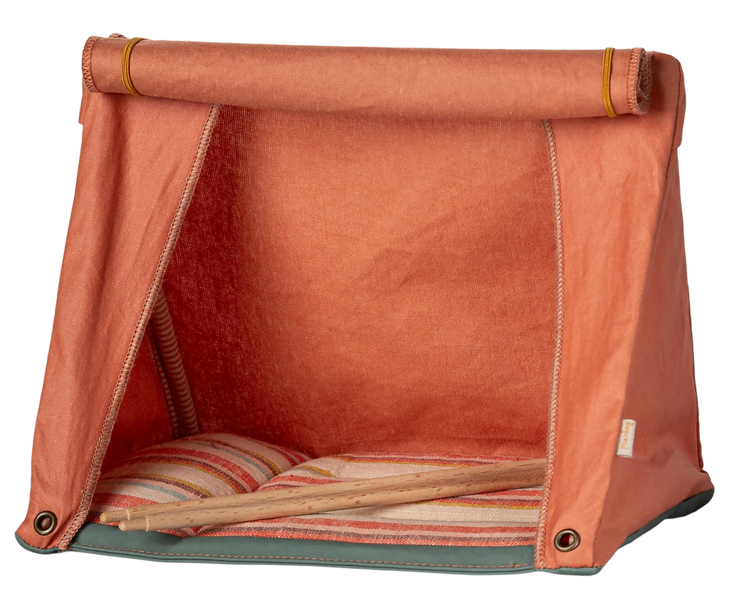 Happy camper tent