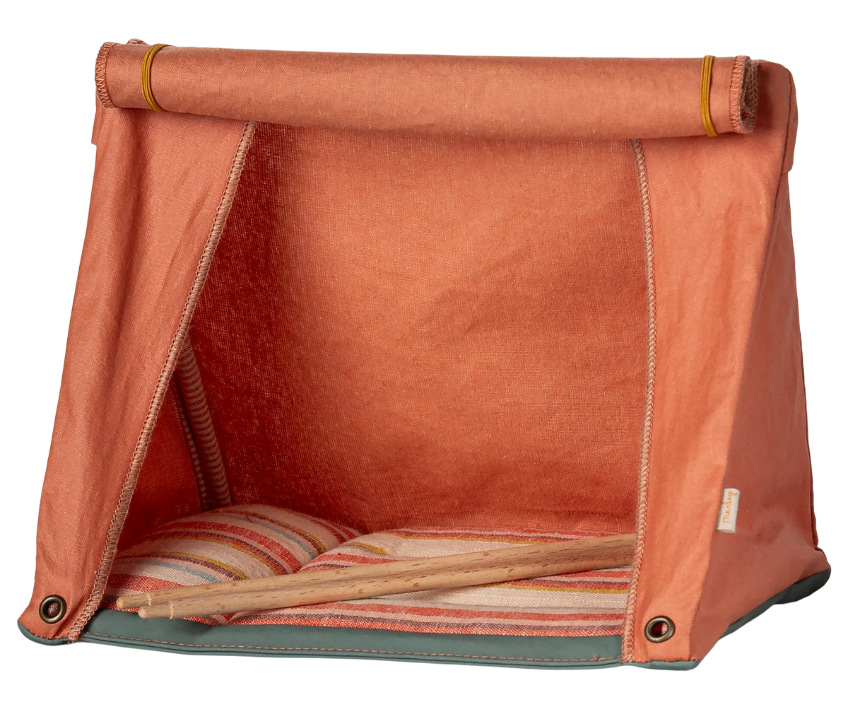Happy camper tent