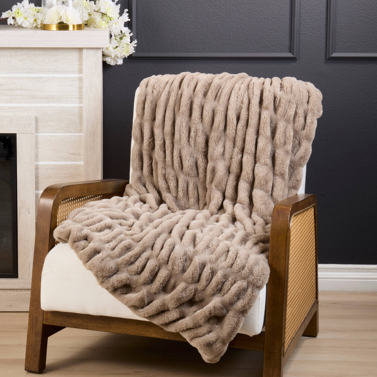 Ribbed Faux Fur Throw Blanket
