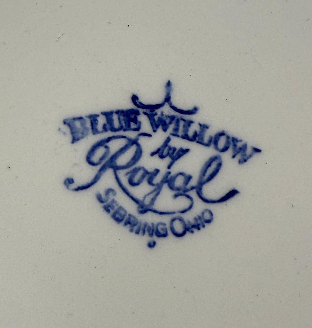 Vintage Royal China Blue Willow Serving Bowl – 10" – Sebring, Ohio